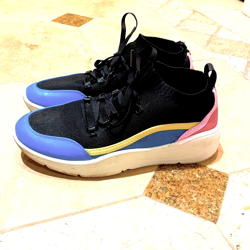 Multicolor gym Shoes